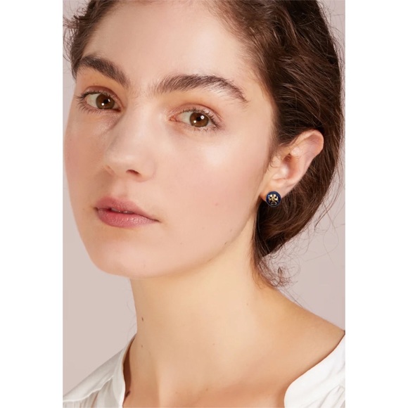 TORY BURCH • Blue Pearl Evie Logo Earrings - Picture 2 of 5